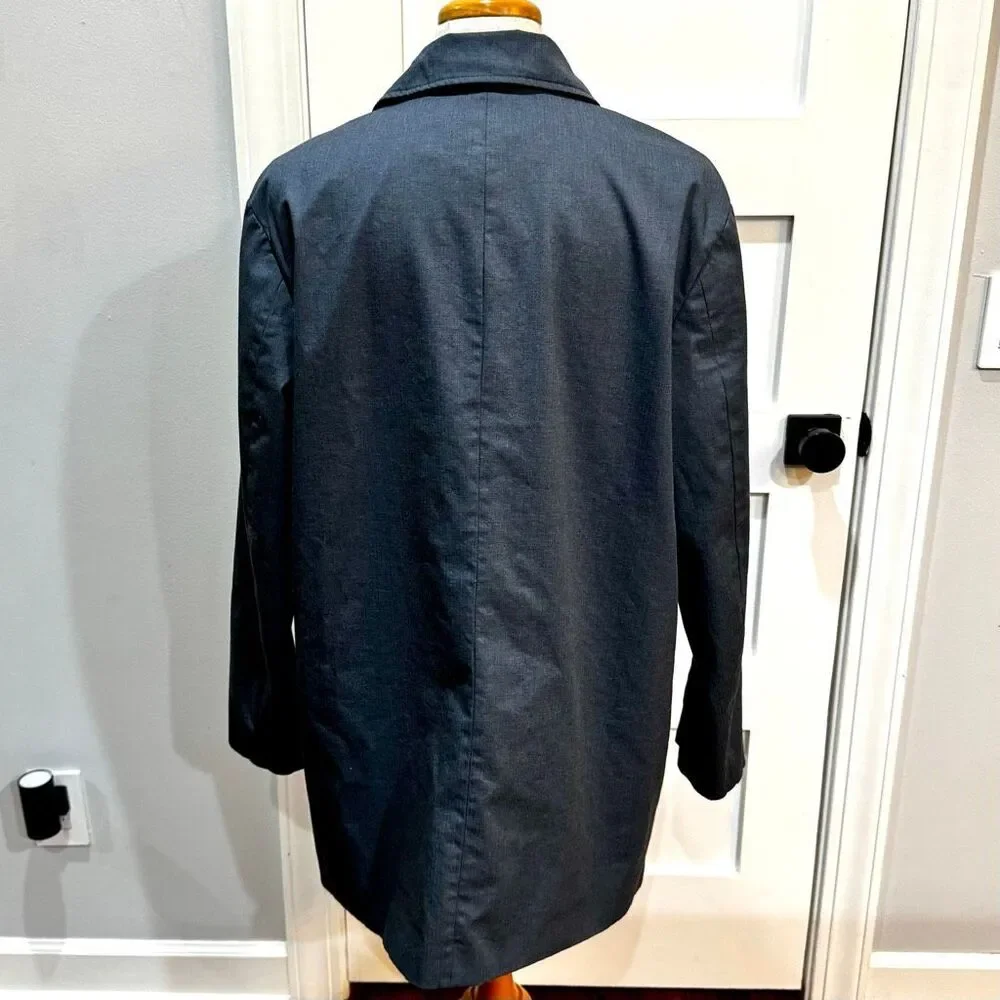 Banana Republic Mac Jacket in Blue Ash. Size XL.